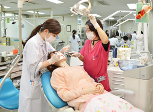 出産後のお母さんとお子さんの両方の歯の治療・お口の健康もトータルにサポート。